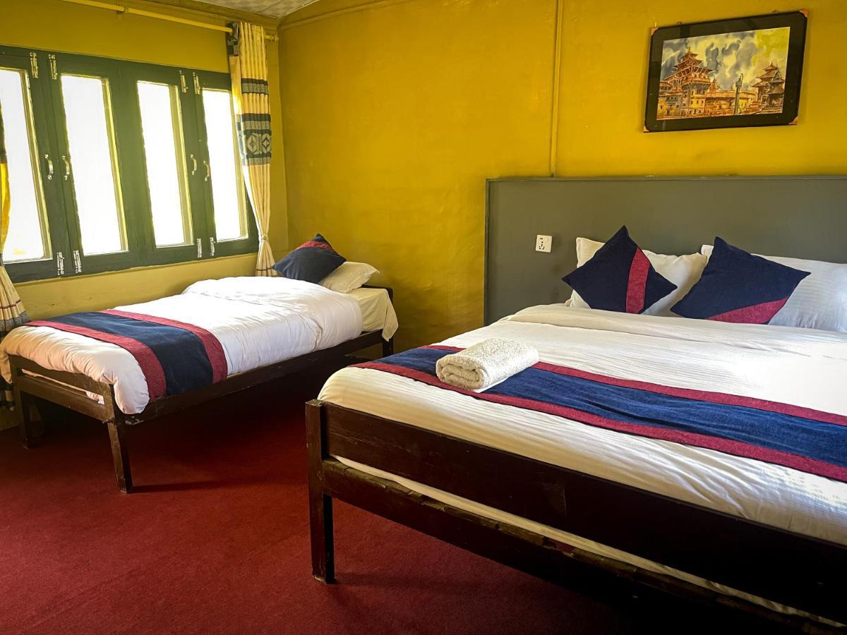 Hotel Tharu Garden, Sauraha Exteriér fotografie